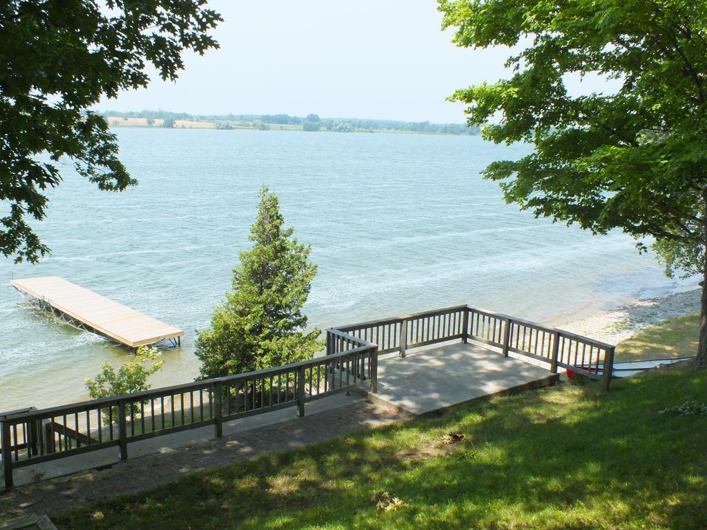 Cherry Valley Sandbanks Summer Village Cottages المظهر الخارجي الصورة