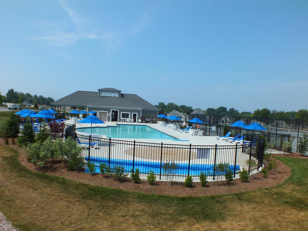 Cherry Valley Sandbanks Summer Village Cottages المظهر الخارجي الصورة