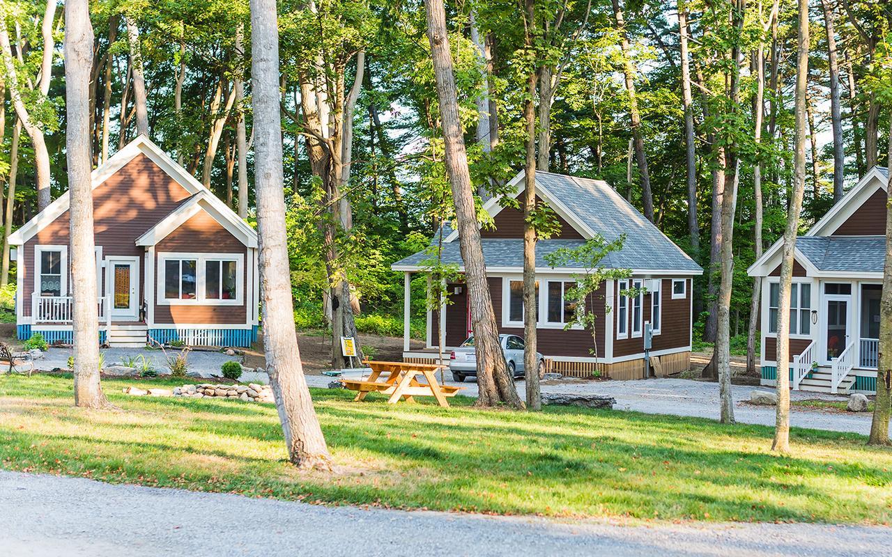 Cherry Valley Sandbanks Summer Village Cottages المظهر الخارجي الصورة