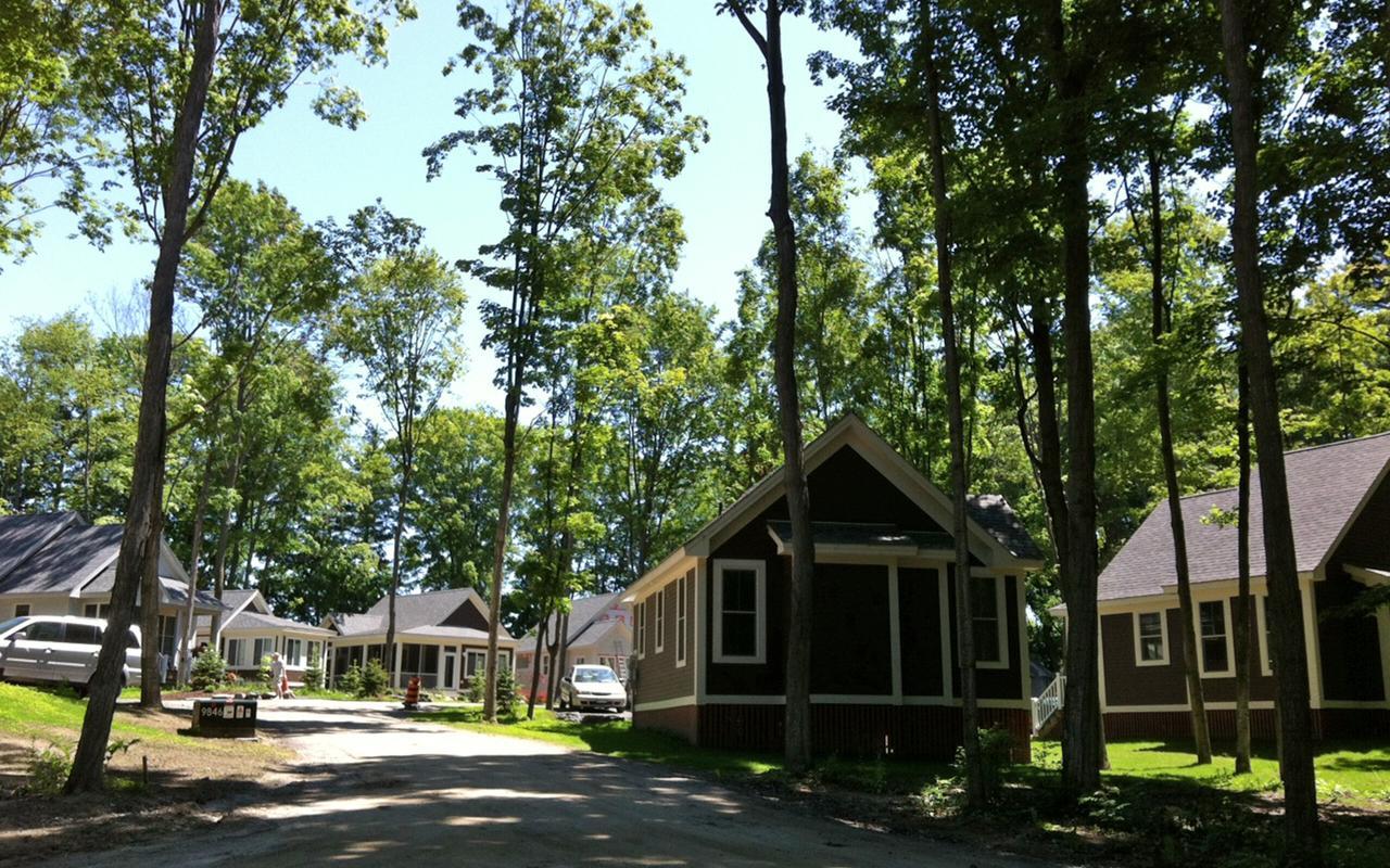 Cherry Valley Sandbanks Summer Village Cottages المظهر الخارجي الصورة