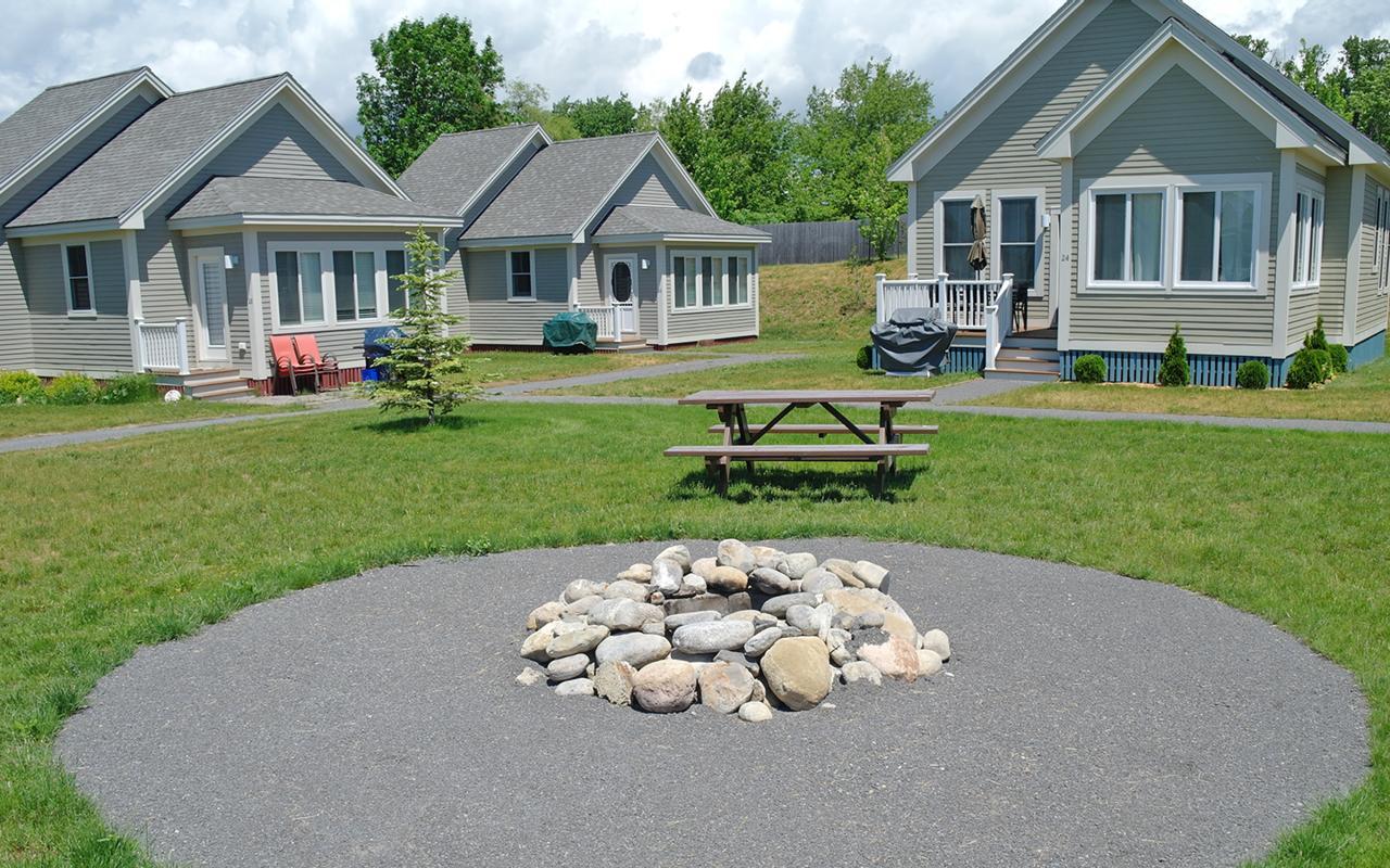 Cherry Valley Sandbanks Summer Village Cottages المظهر الخارجي الصورة