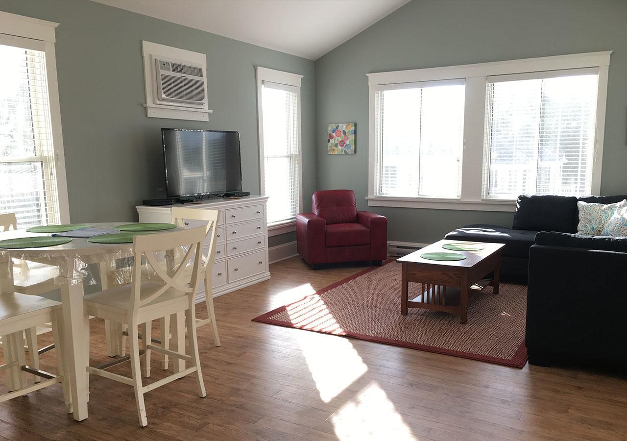 Cherry Valley Sandbanks Summer Village Cottages المظهر الخارجي الصورة