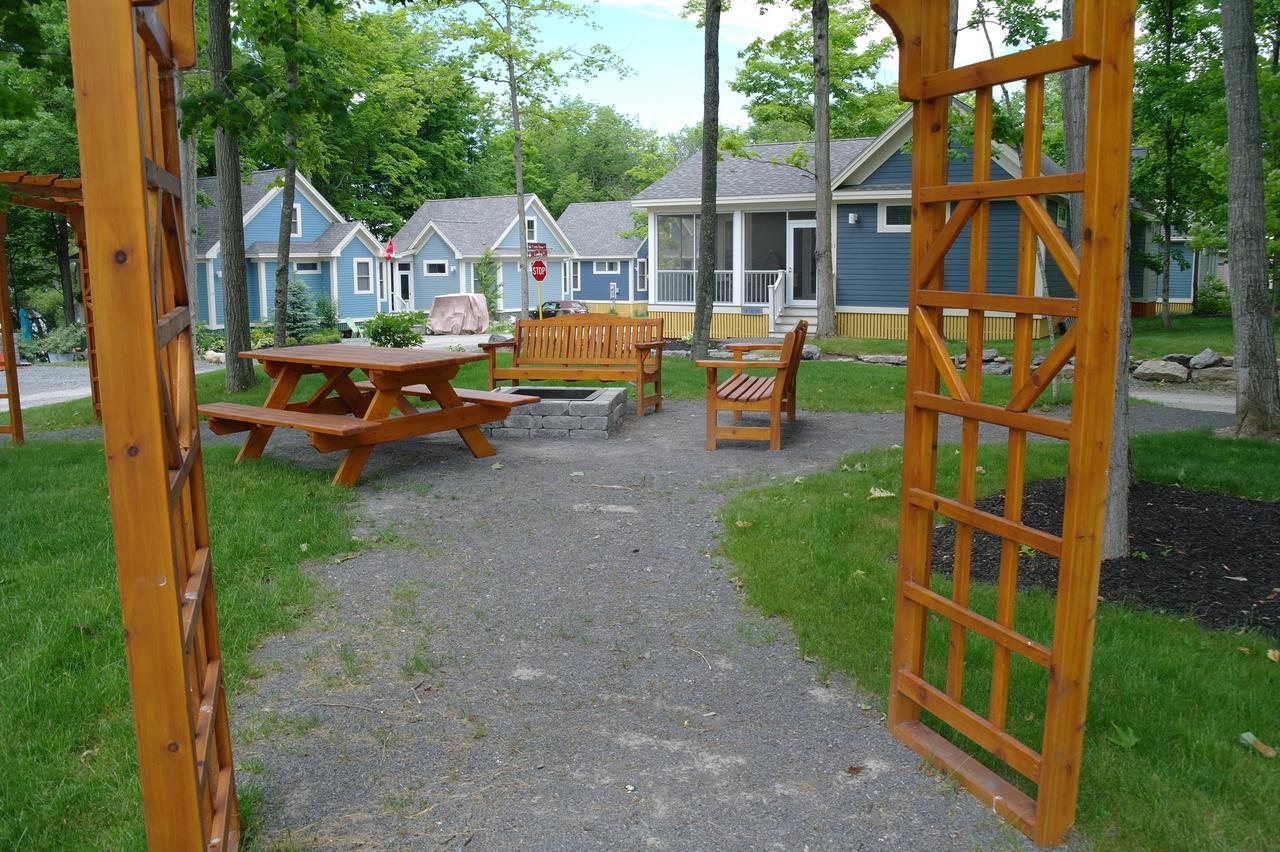 Cherry Valley Sandbanks Summer Village Cottages المظهر الخارجي الصورة